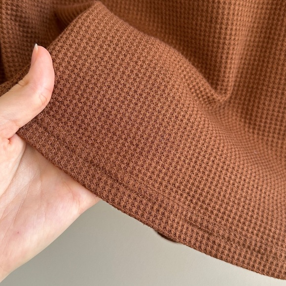 Amazon Waffle Knit Thermal Long Sleeve Shirt, Burnt Orange/Brown, Size Medium - Picture 9 of 16